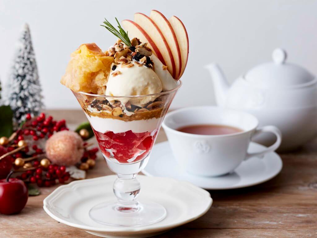 Afternoon Tea Tearoom クリスマスを楽しむ林檎スイーツ 苺のクリスマスケーキパフェ ティータイムを彩るオリジナルギフト Charmey
